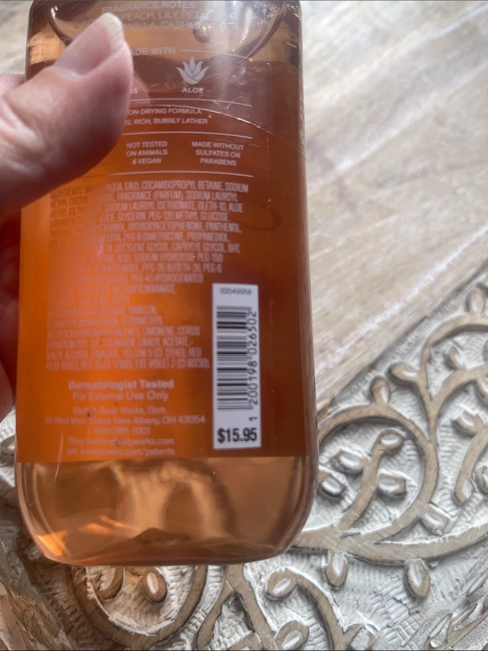Bath & Body Works Cashmere Glow Body Wash - Gold & White Accents
